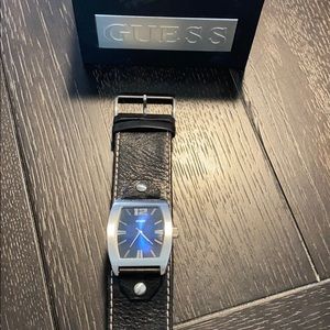 Men’s guess watch